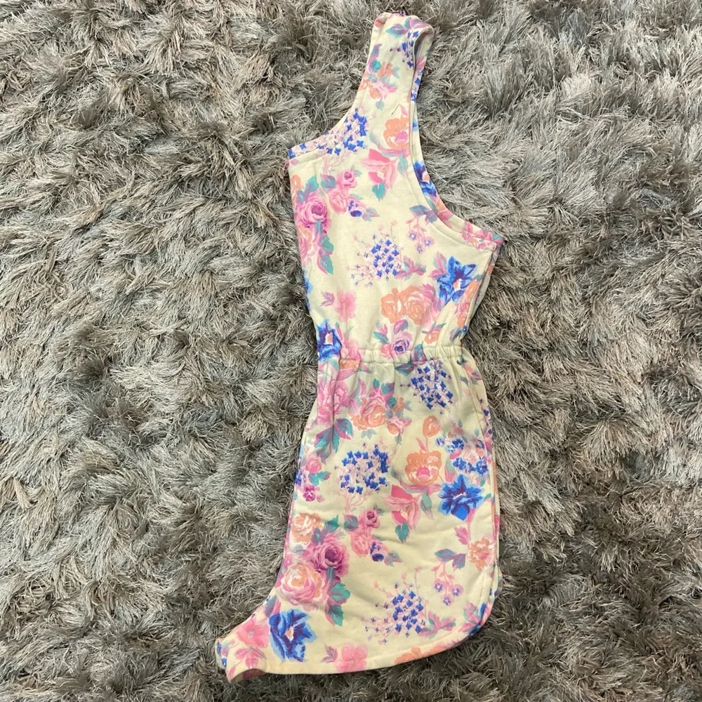 Handmade women cream cotton knit floral sleeveless romper. Size waist 31” NWOT. - Picture 6 of 9